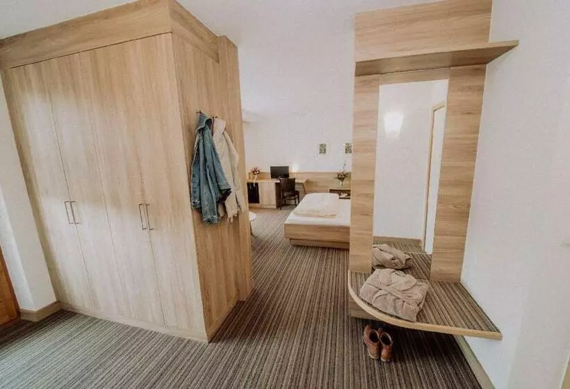 ホテル Haus Maria