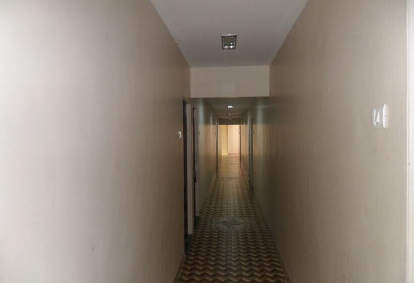 فندق Ladli Lodging