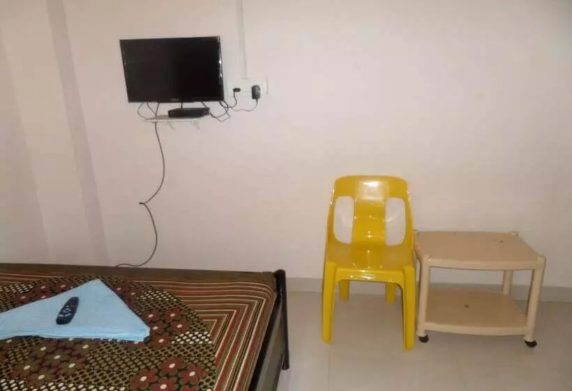 Hotelli Ladli Lodging