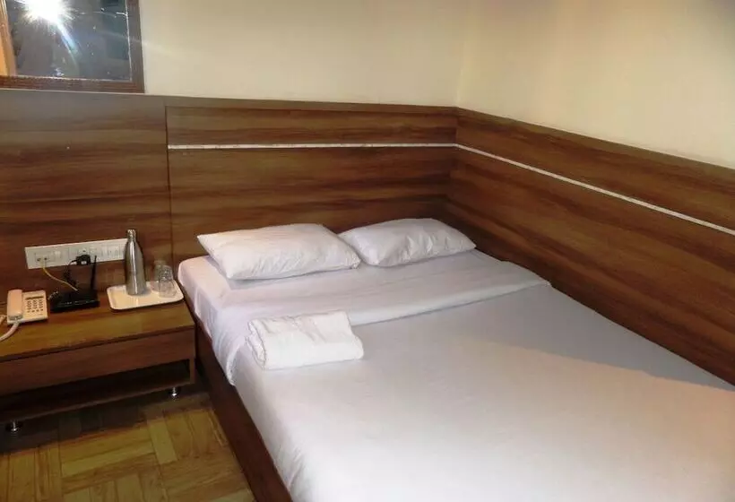 Hotelli Rajvikas Residency