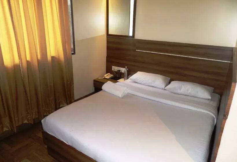 Hotelli Rajvikas Residency