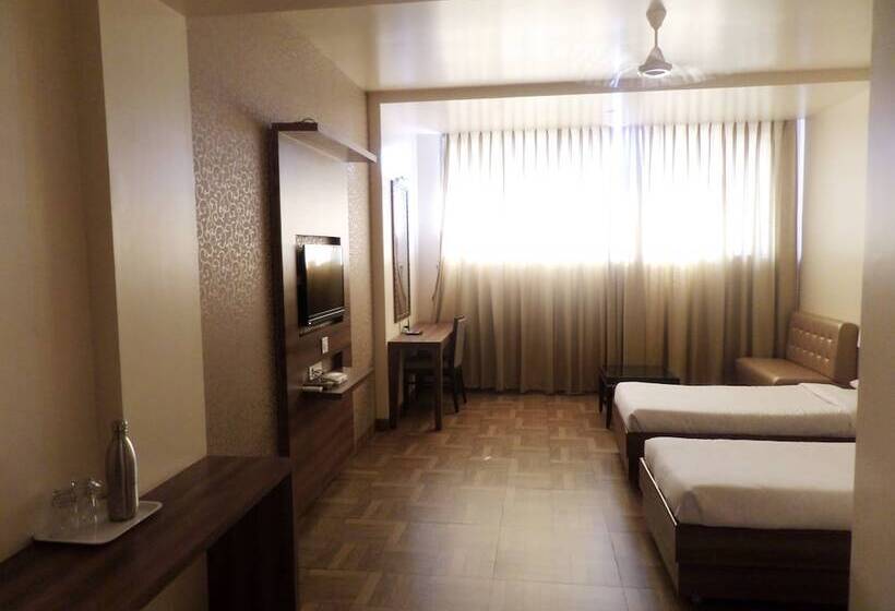 Hotel Rajvikas Residency
