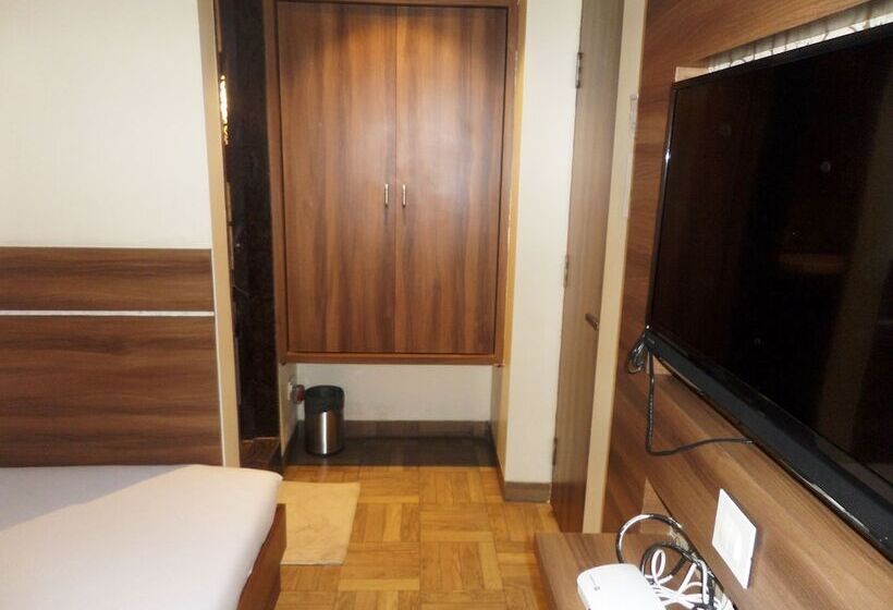 Hotel Rajvikas Residency