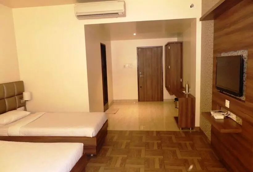 Hotelli Rajvikas Residency