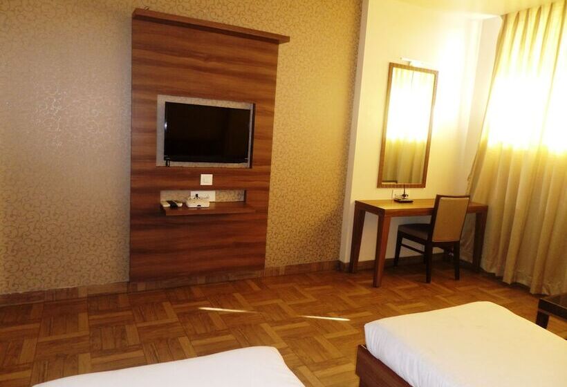 Hotel Rajvikas Residency