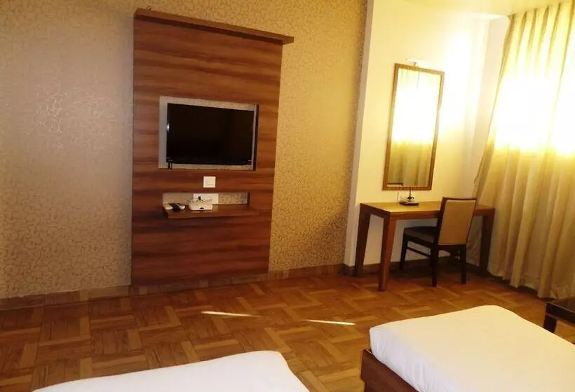 Hotelli Rajvikas Residency