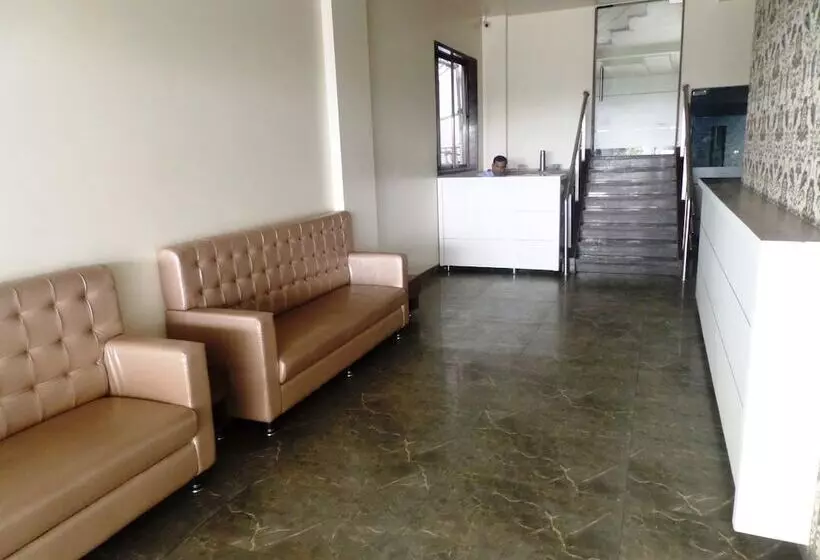 Hotelli Rajvikas Residency