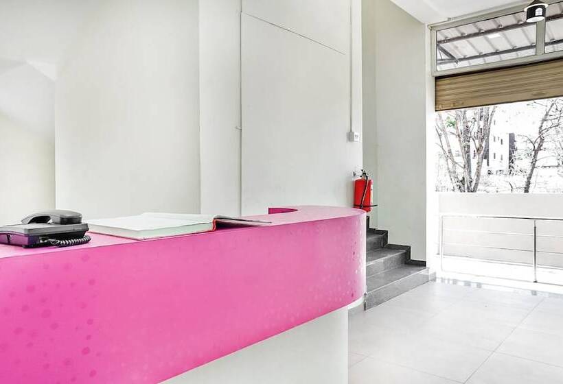 فندق Treebo Trip Megmalhar