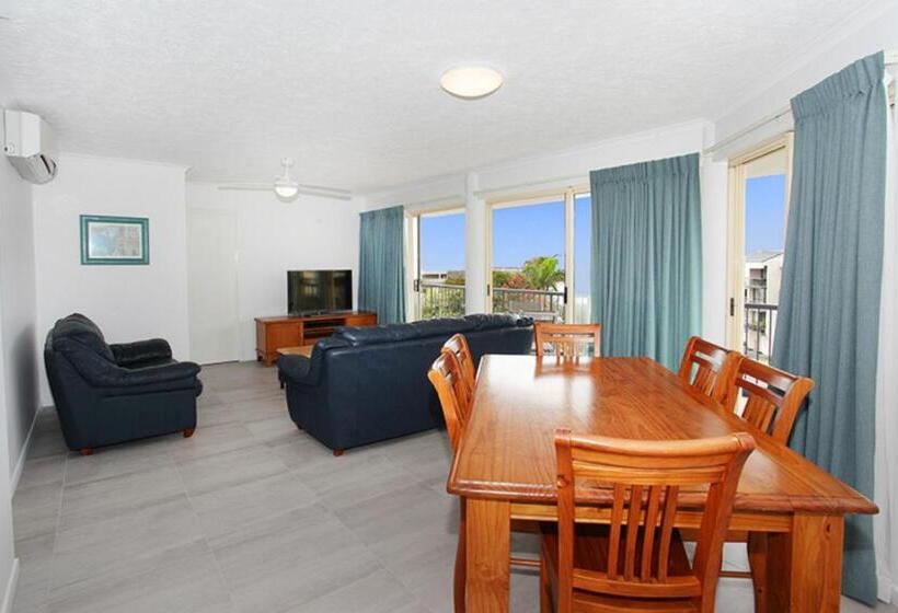 Kings Way Apartments