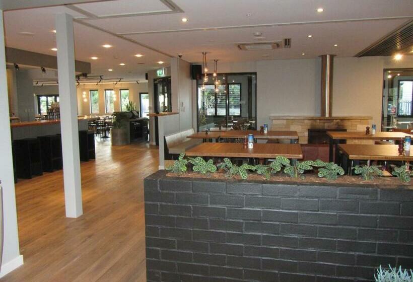 Margaret River Beach Apartments