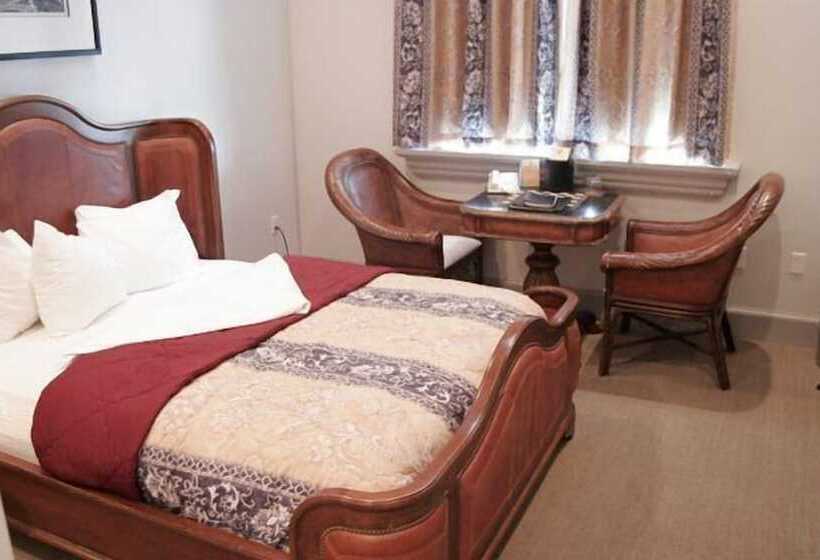 Chateau Avalon Hotel & Spa