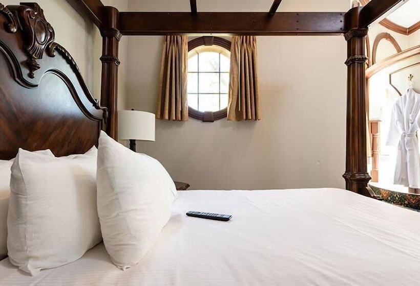 Chateau Avalon Hotel & Spa