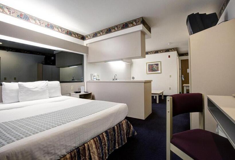 فندق Americas Best Value Inn & Suites Racine