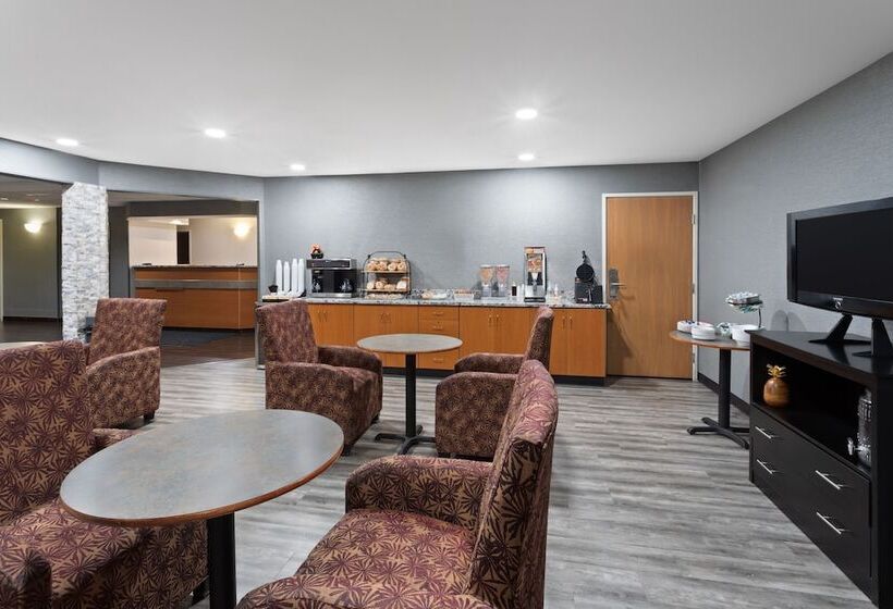 فندق Americas Best Value Inn & Suites Racine