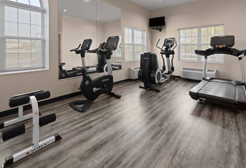 فندق Americas Best Value Inn & Suites Racine