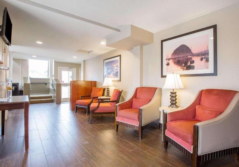 Отель Avisa Downtown