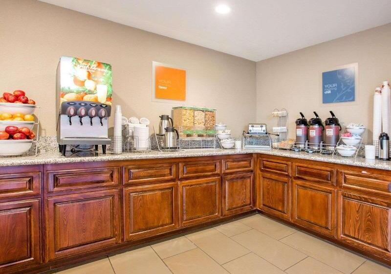 Отель Avisa Downtown