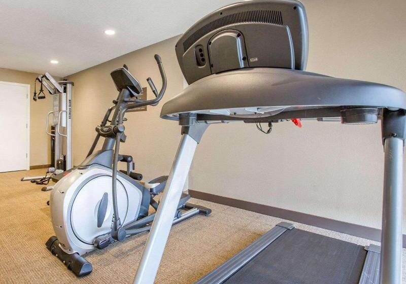 Отель Avisa Downtown