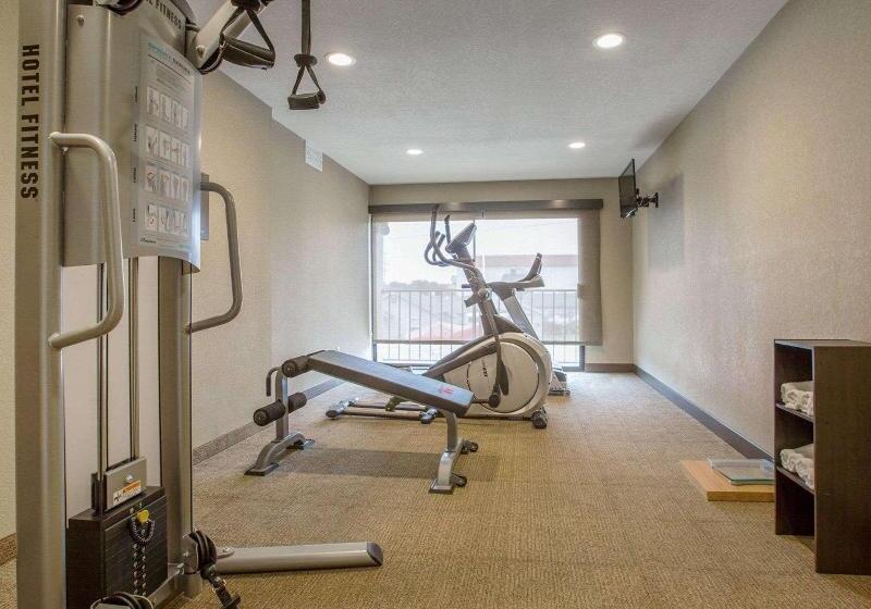 Отель Avisa Downtown