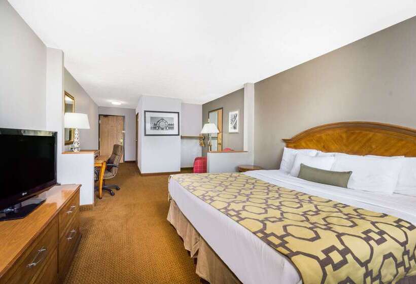 Отель Baymont By Wyndham Piqua