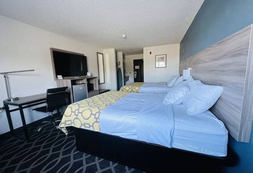 Отель Baymont By Wyndham Piqua