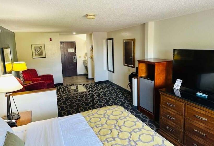 Отель Baymont By Wyndham Piqua