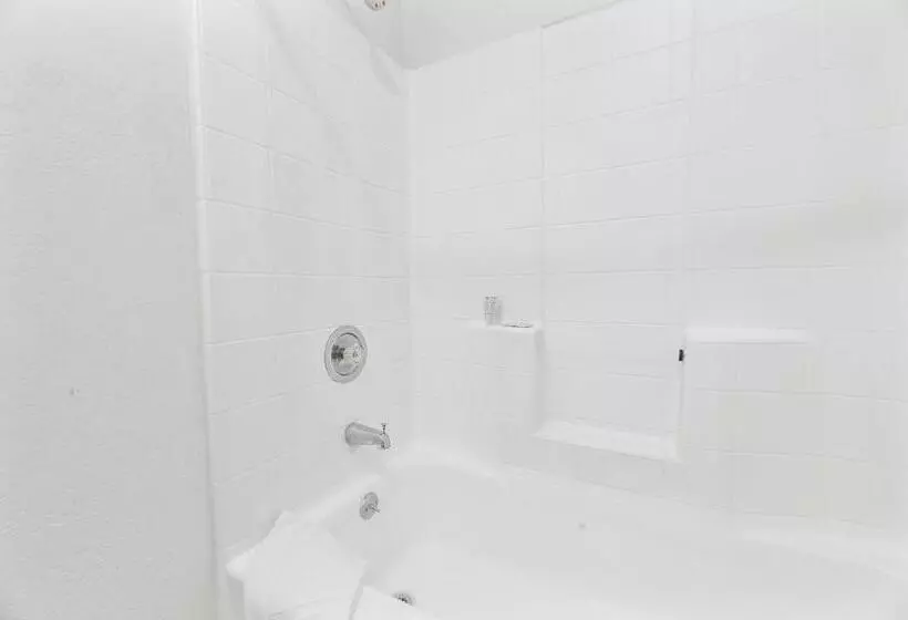 فندق Big Bear Lake Front Lodge