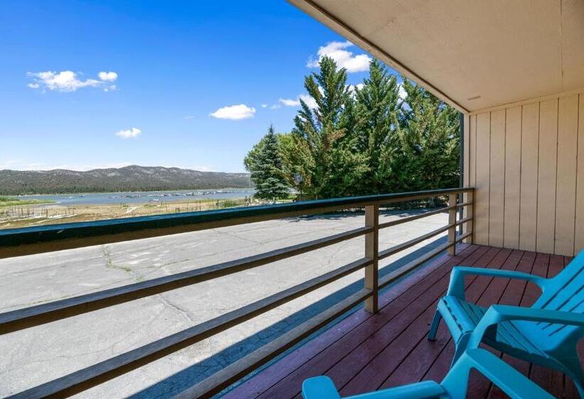 فندق Big Bear Lake Front Lodge