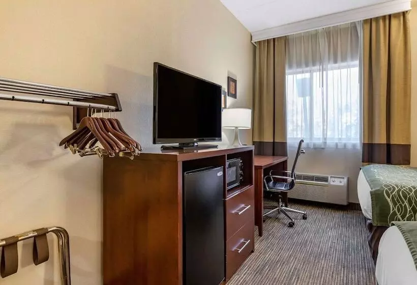 Отель Comfort Inn Warren