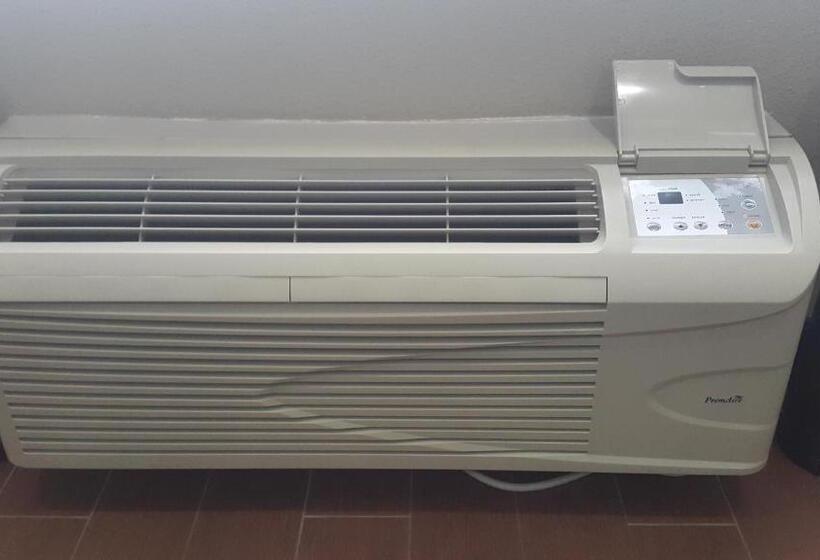 酒店 Desert Inn Tucumcari