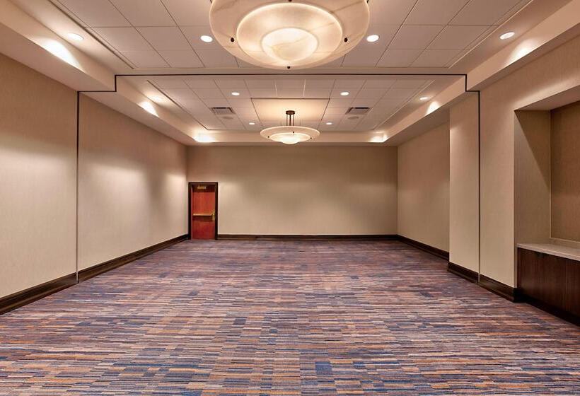 هتل Indianapolis Marriott Downtown