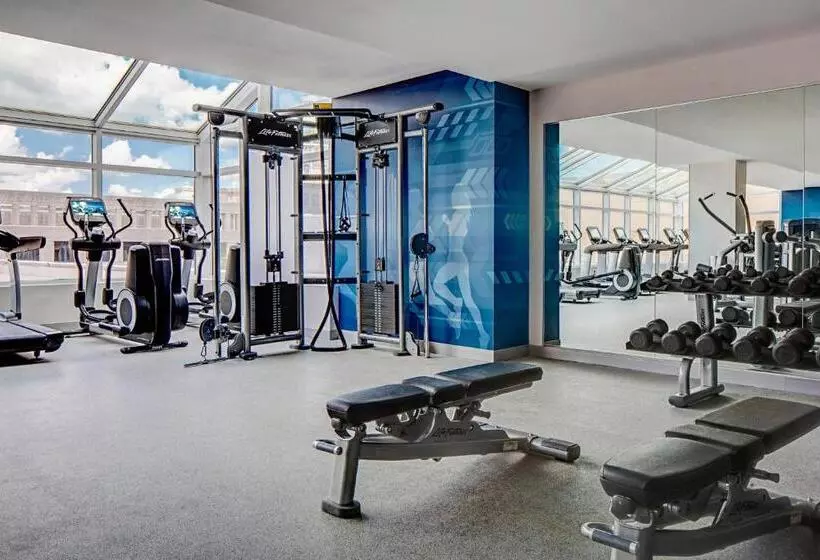 Отель Indianapolis Marriott Downtown