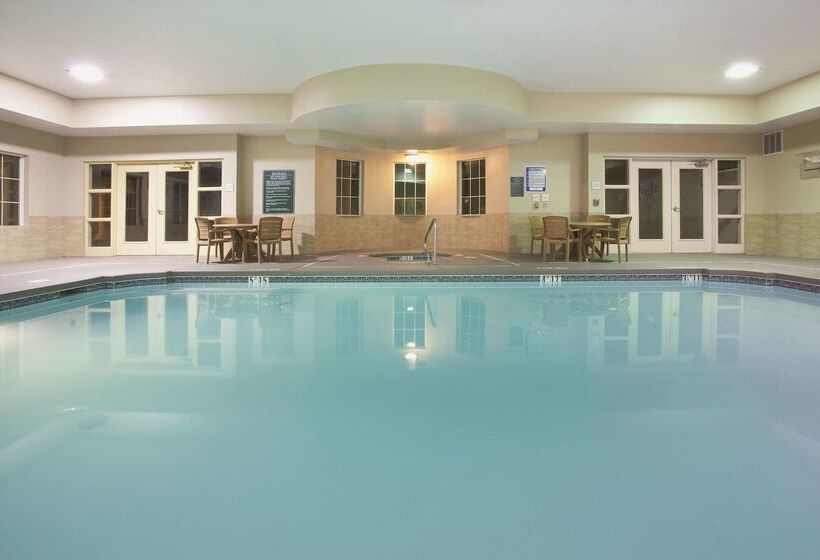 هتل La Quinta By Wyndham Albuquerque Midtown Newly Renovated