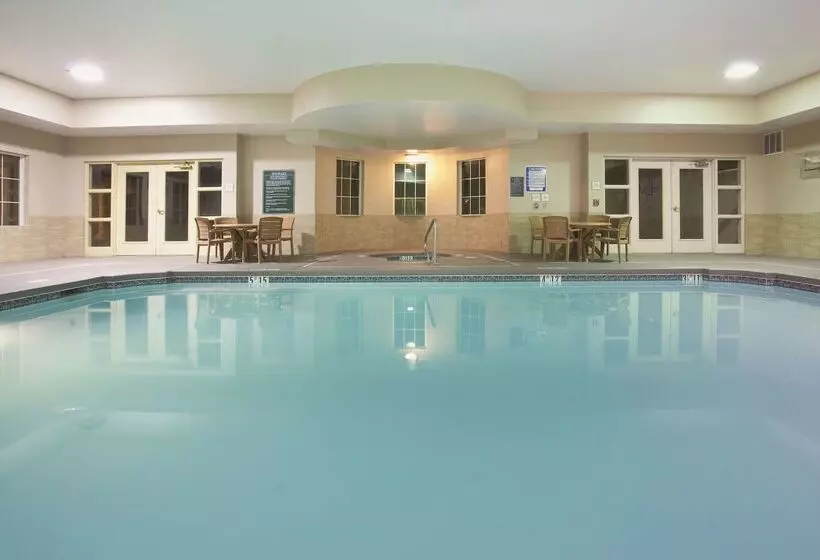 Hotelli La Quinta By Wyndham Albuquerque Midtown Newly Renovated