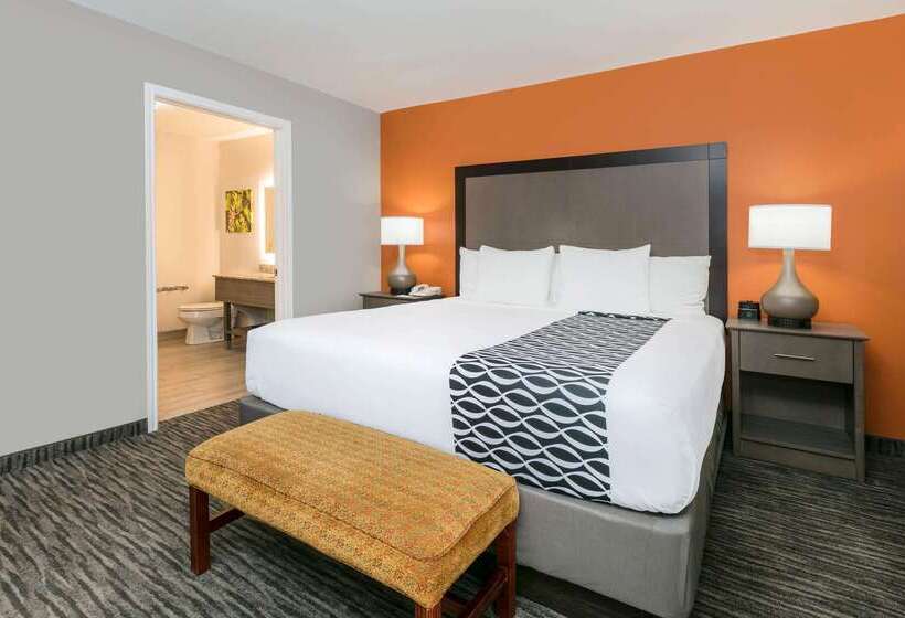 酒店 La Quinta Inn & Suites By Wyndham Fredericksburg