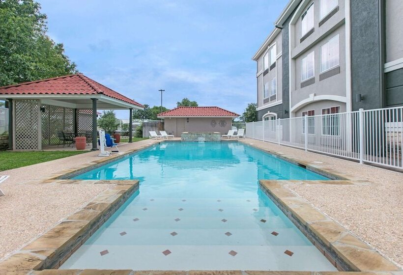 酒店 La Quinta Inn & Suites By Wyndham Fredericksburg