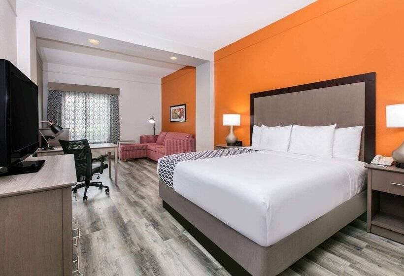 酒店 La Quinta Inn & Suites By Wyndham Fredericksburg