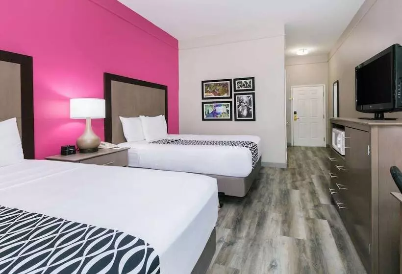 酒店 La Quinta Inn & Suites By Wyndham Fredericksburg