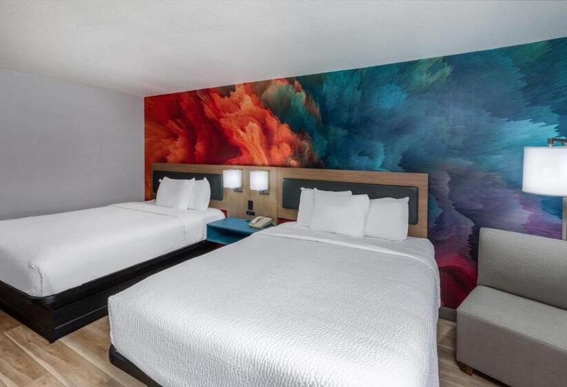 Отель La Quinta By Wyndham New Braunfels