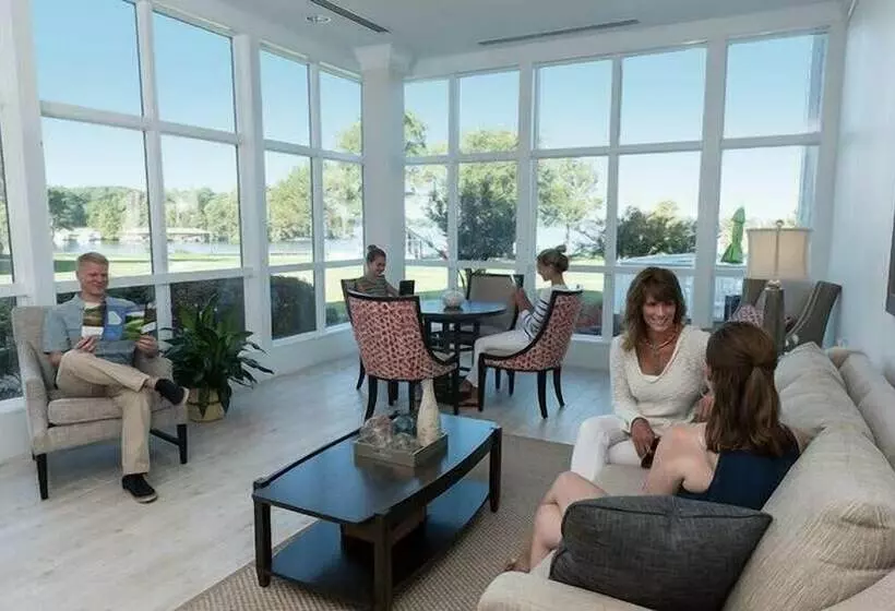 בית מלון כפרי Lake Blackshear Resort & Golf Club