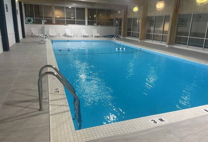 هتل Lakeview Golf Resort