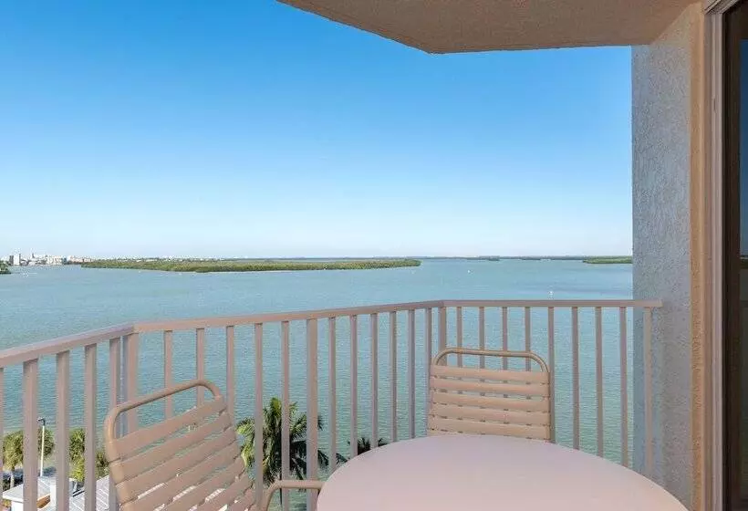 ホテル Lovers Key Resort