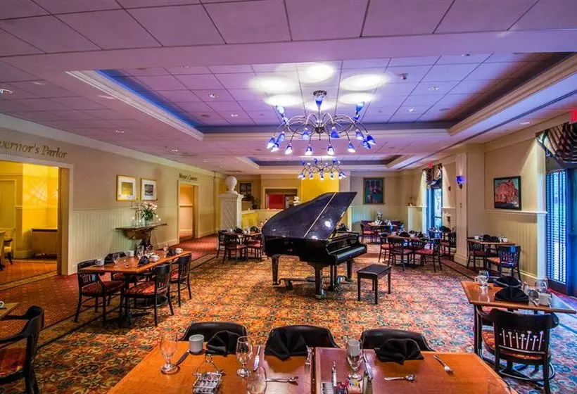 Отель Wyndham Garden Trenton