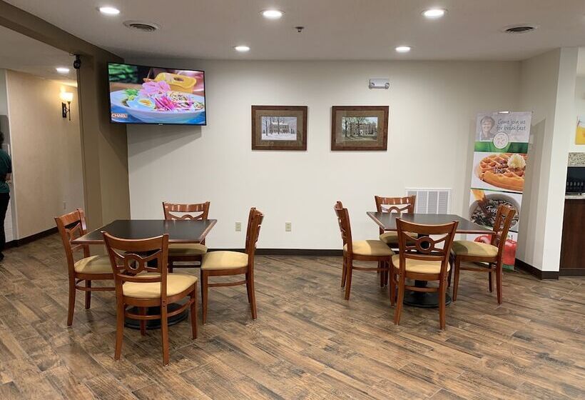 فندق Quality Inn & Suites Prestonsburg Next To Mountain Arts Center