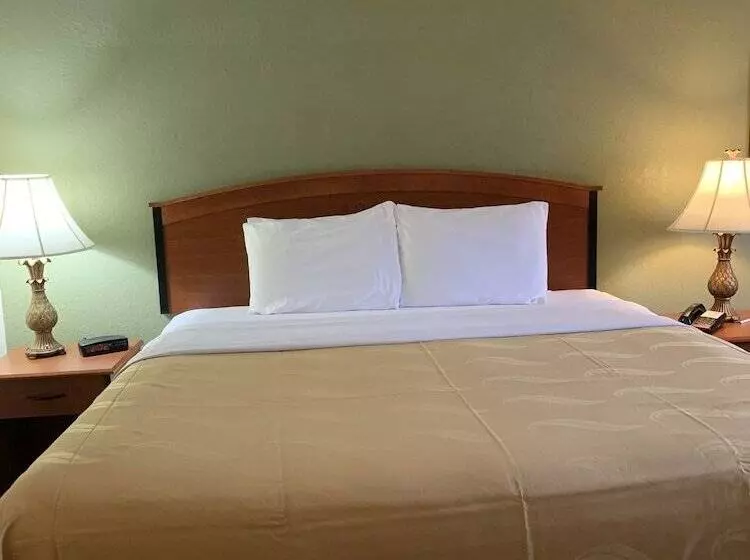 Hotelli Quality Inn & Suites Prestonsburg Next To Mountain Arts Center