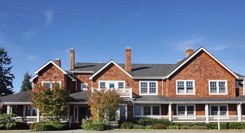 فندق Saratoga Inn