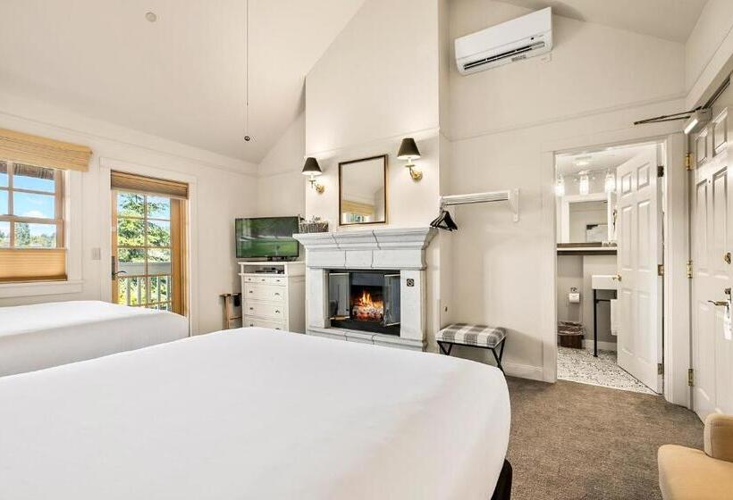 فندق Saratoga Inn