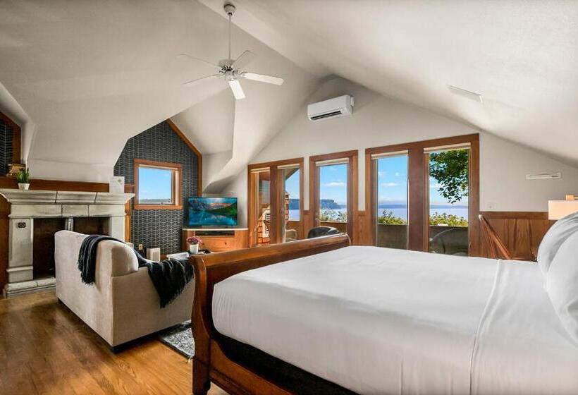 فندق Saratoga Inn