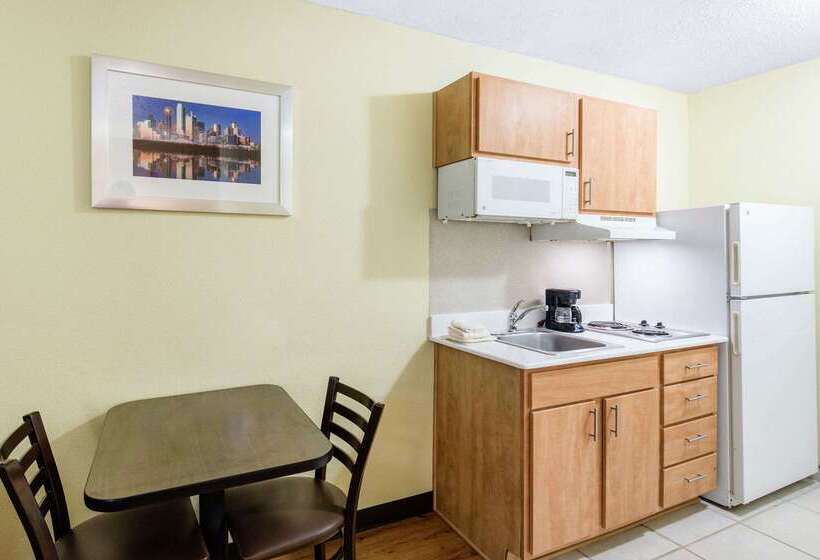Отель Suburban Studios Lewisville