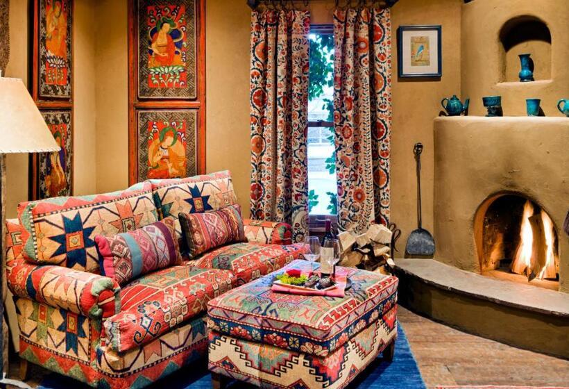 هتل The Inn Of The Five Graces